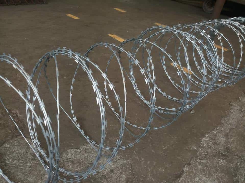 Double Galvanized Silver Razor Wire